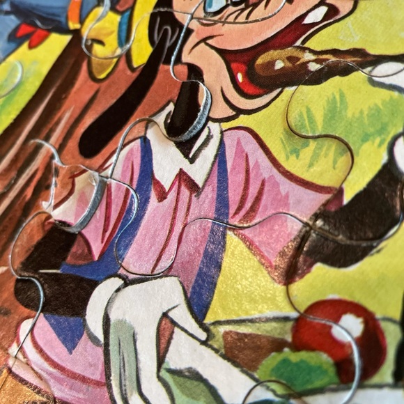 Vintage Disney Puzzle - Picture 4 of 5